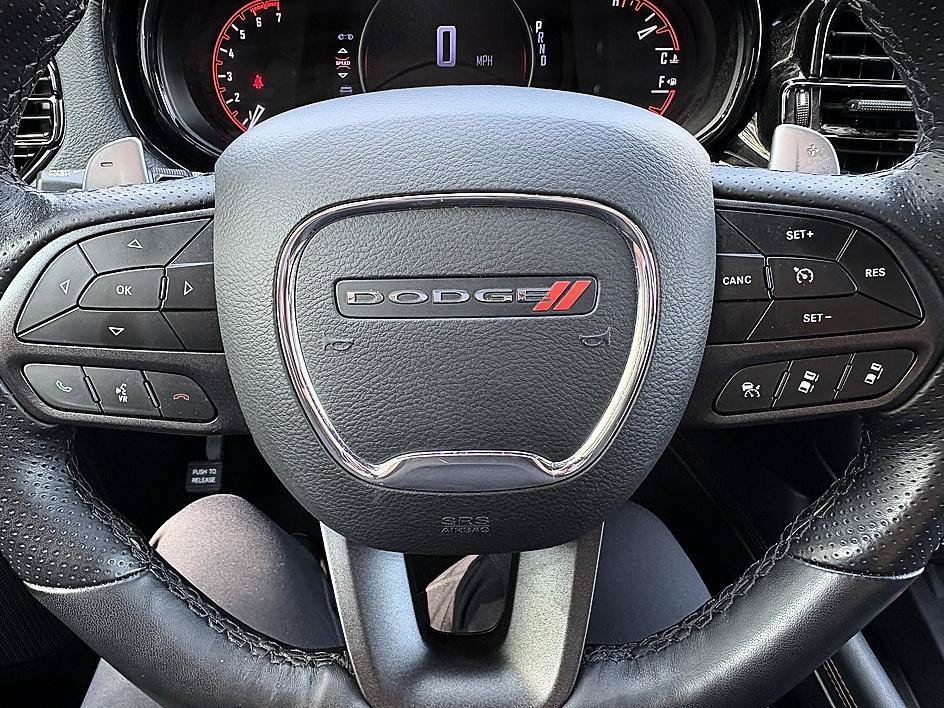 Used 2023 Dodge Durango R/T AWD/4WD image 18