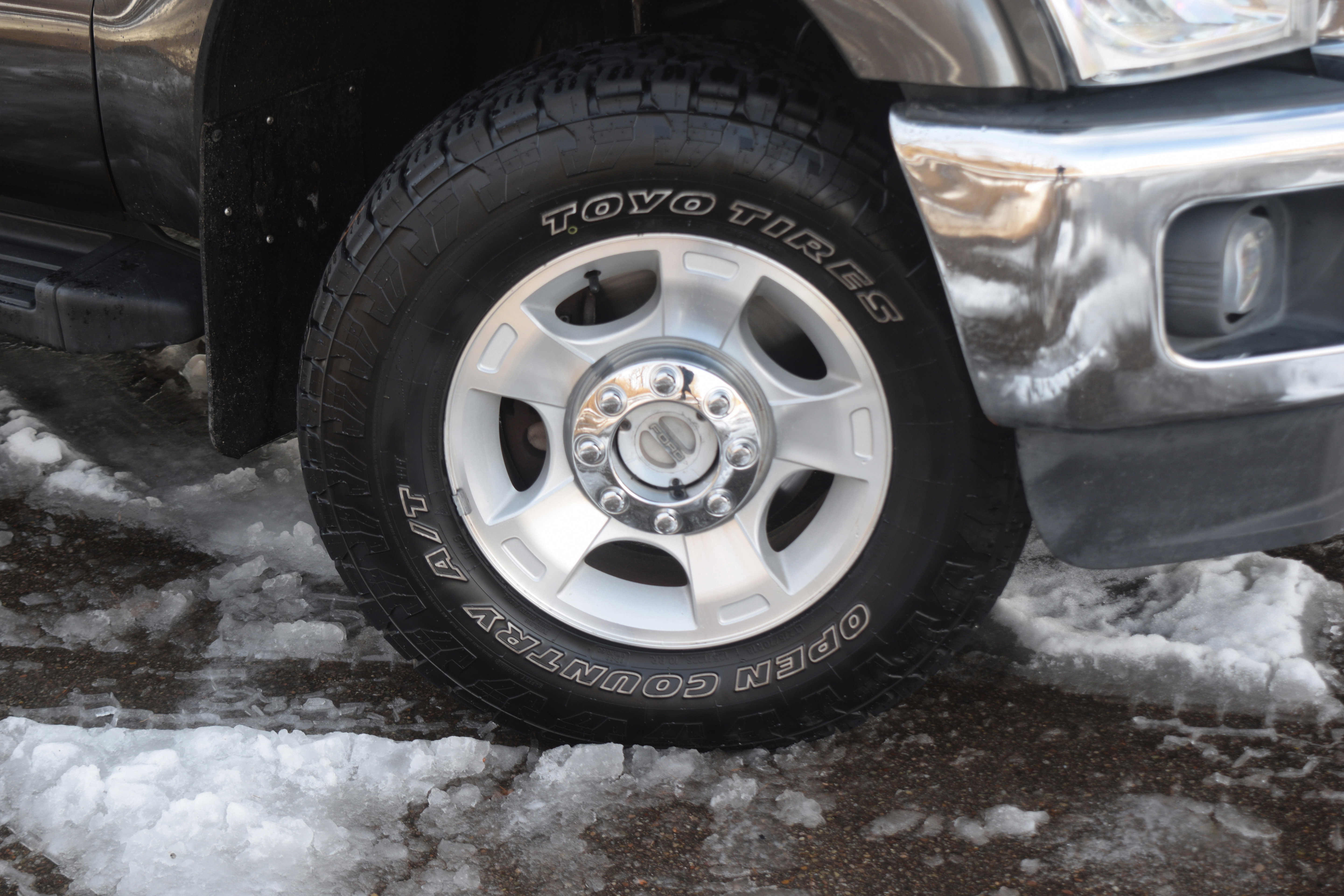 Used 2016 Ford F250 XLT w/ Camper Package image 28