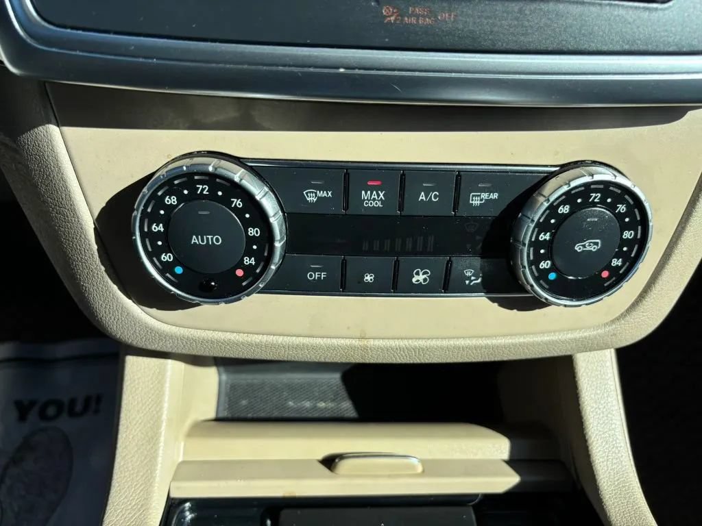 Used 2014 Mercedes-Benz GL 450 4MATIC image 27
