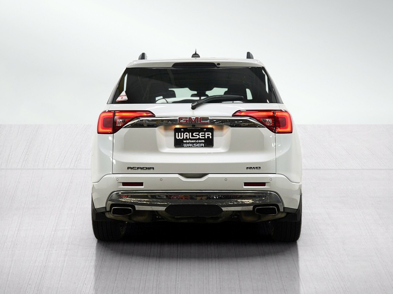Used 2018 GMC Acadia Denali w/ LPO, Protection Package AWD/4WD image 5