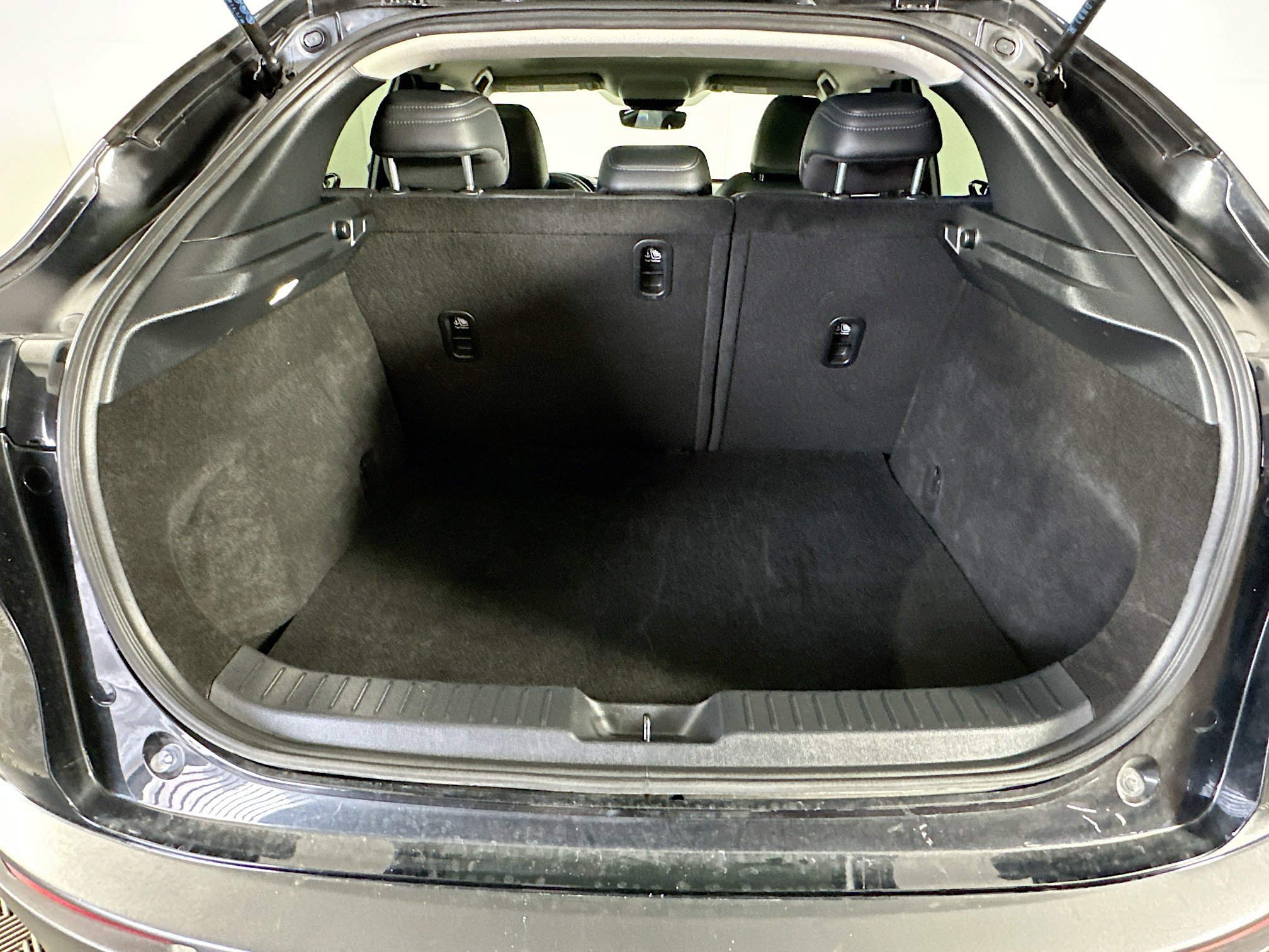 Used 2025 MAZDA CX-30 AWD 2.5 S w/ Preferred Package image 30