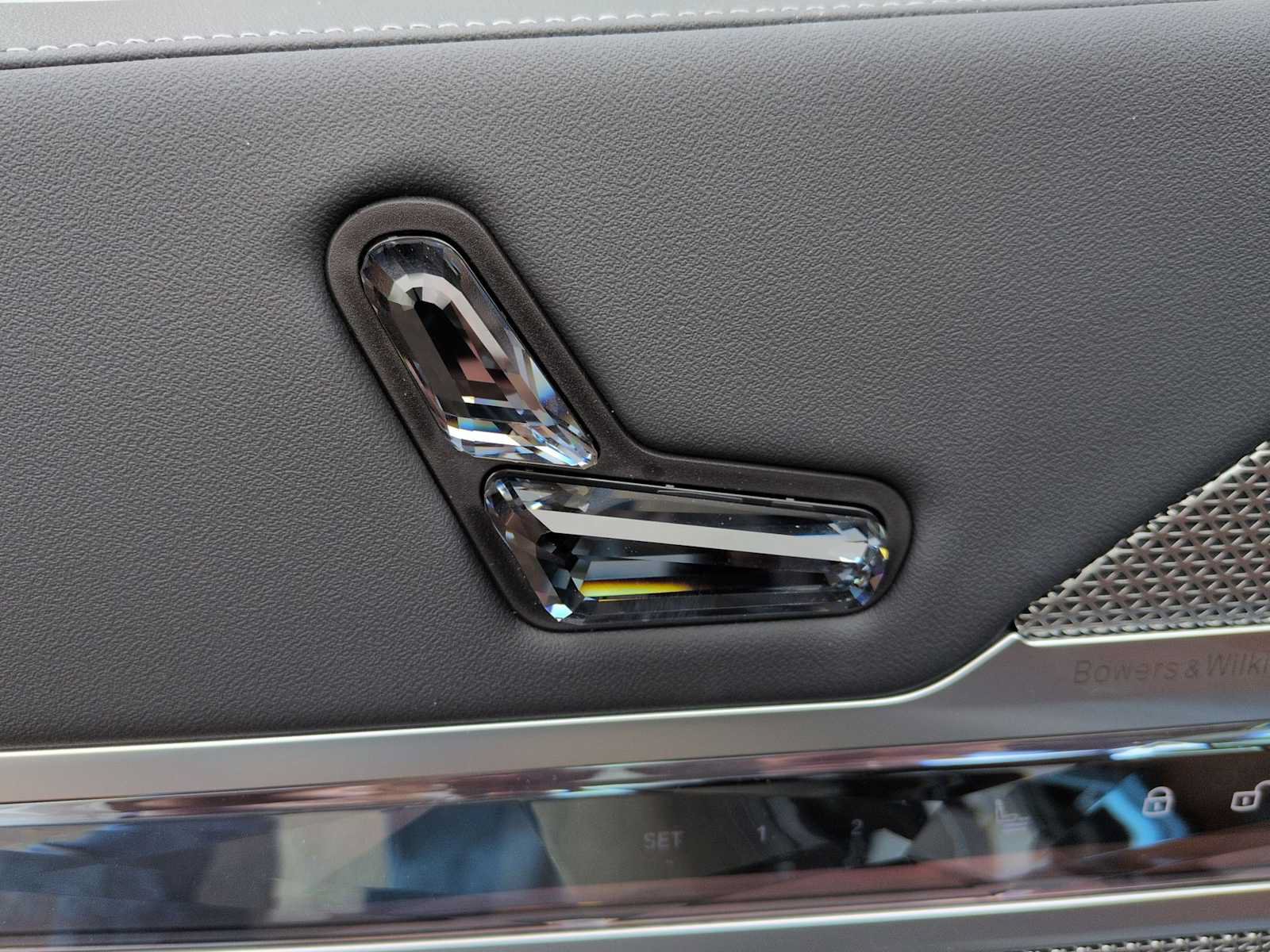 New 2026 BMW i7 xDrive60 AWD/4WD image 18