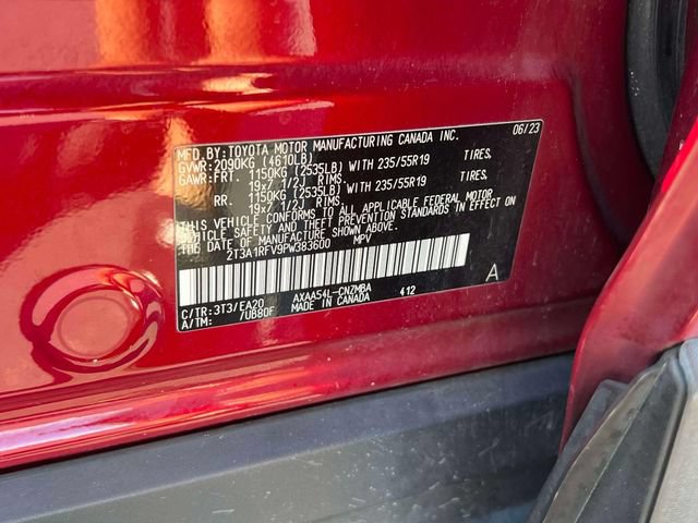 Used 2023 Toyota RAV4 XLE Premium AWD/4WD image 23