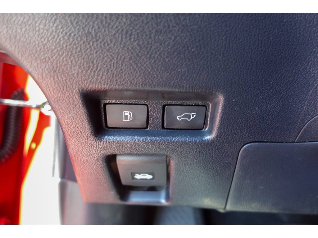 Used 2019 Lexus UX 200 w/ Premium Package FWD image 27