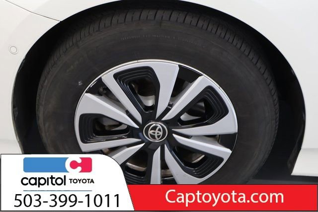 Certified 2017 Toyota Prius Prime Advanced w/ Preferred Accessory Package