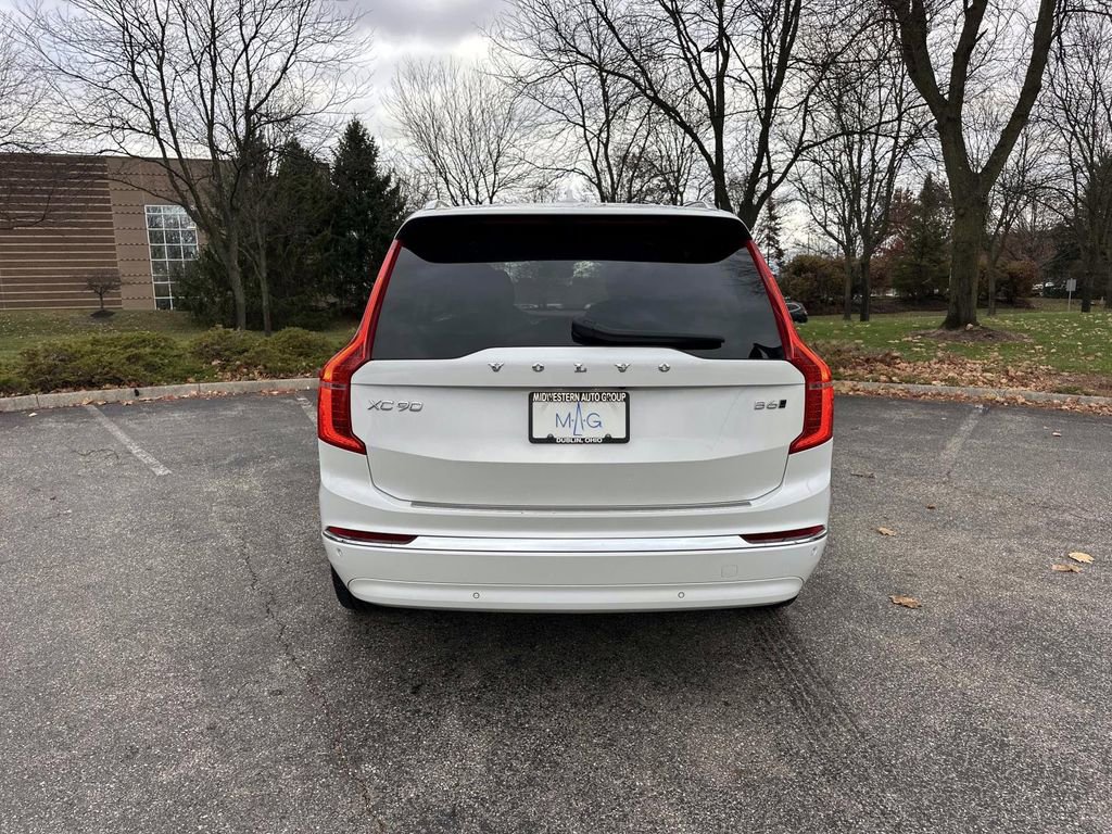 Used 2023 Volvo XC90 B6 Plus w/ Protection Package Premier image 6