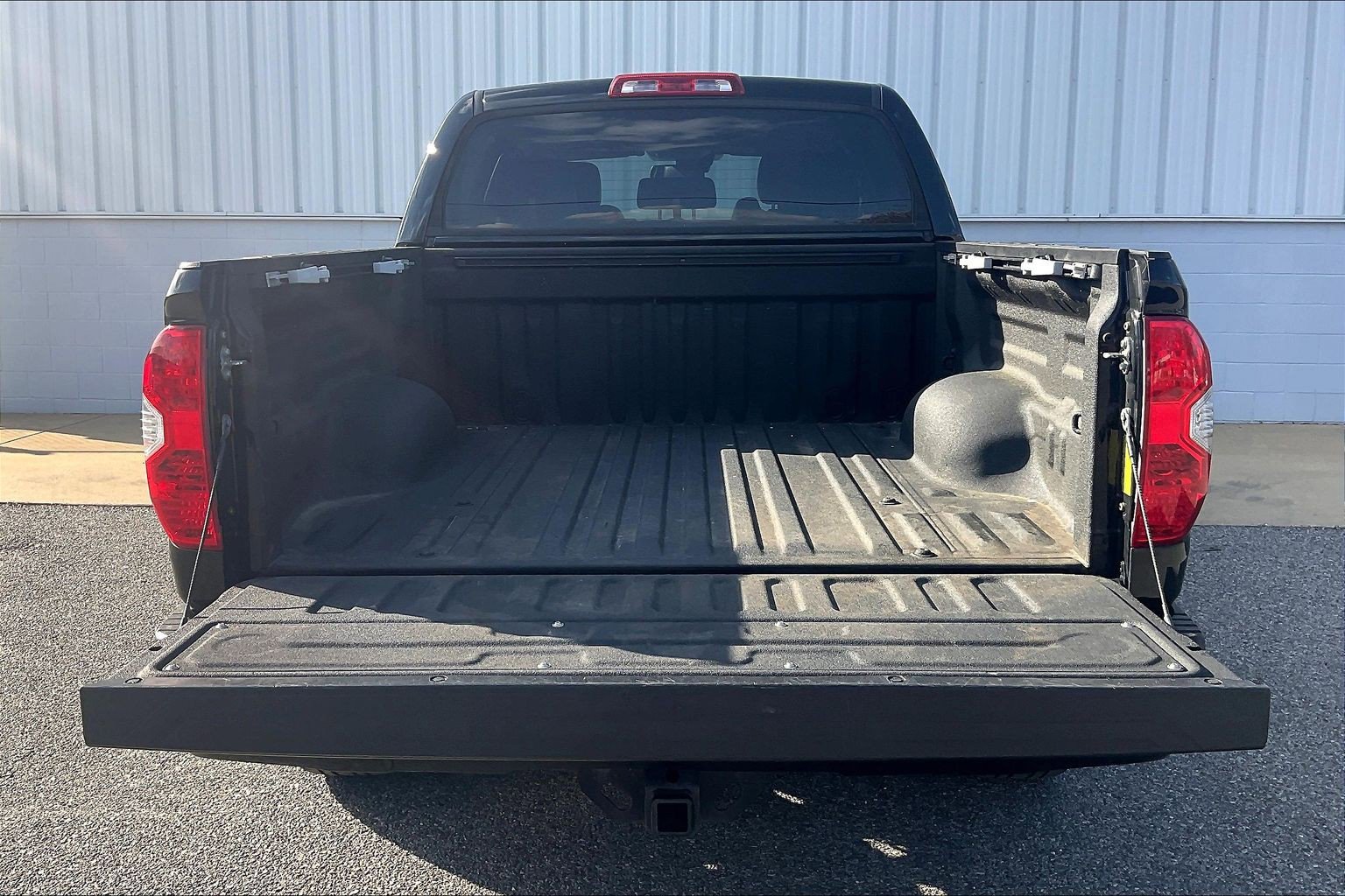 Used 2019 Toyota Tundra Platinum image 41