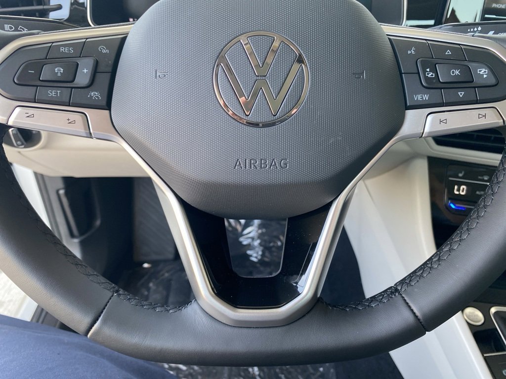 New 2025 Volkswagen Jetta SE image 18