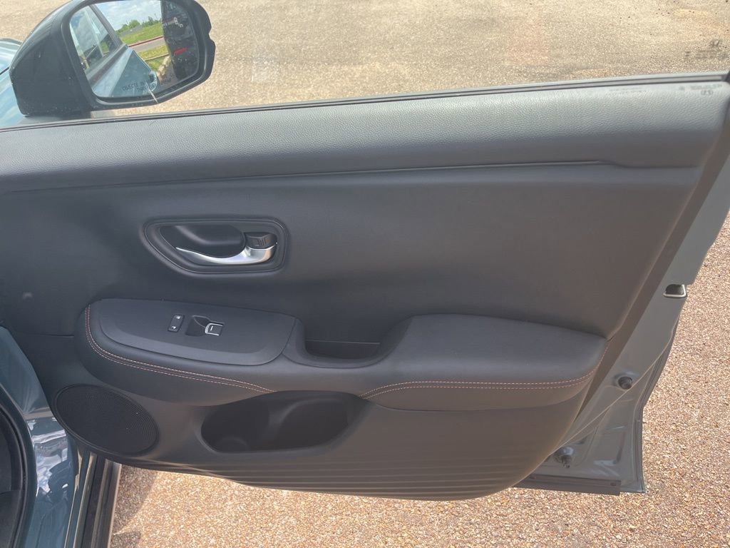 Used 2024 Honda HR-V Sport image 29