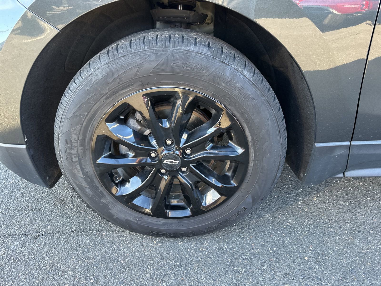 Used 2020 Chevrolet Equinox LS w/ LS Convenience Package image 9