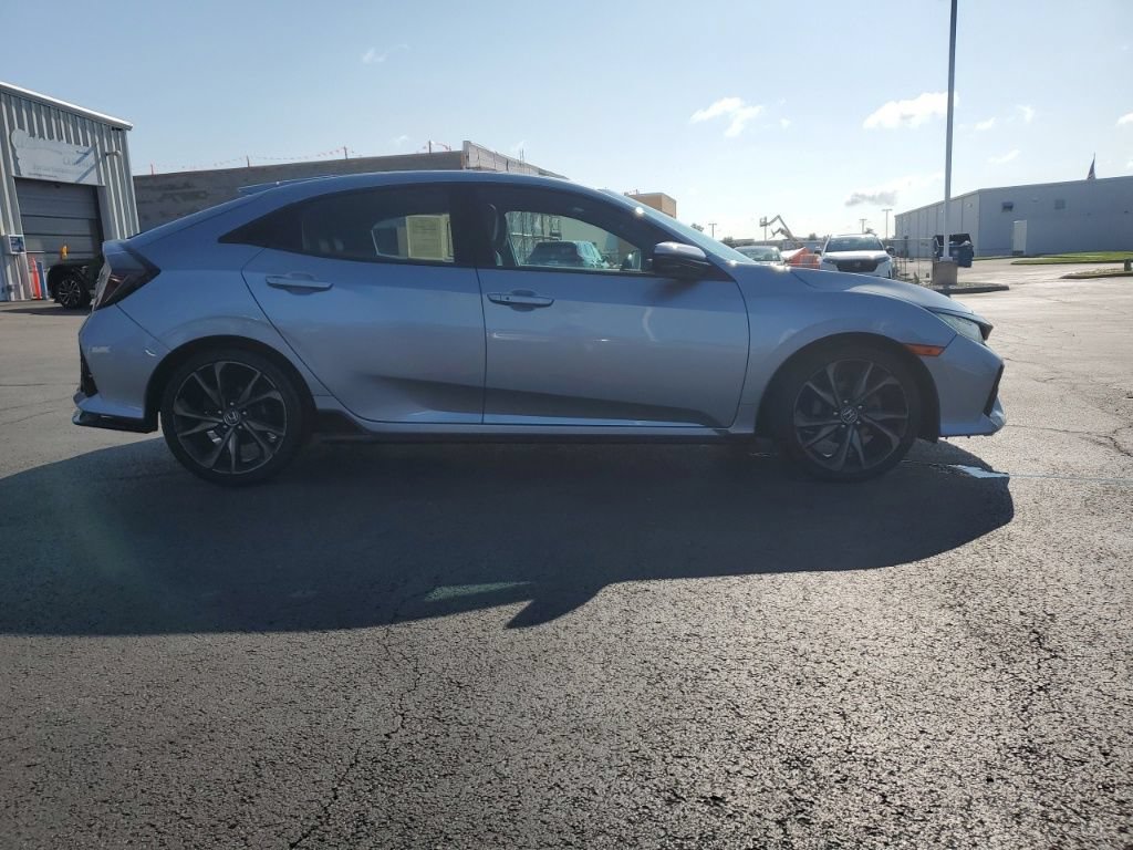 Certified 2018 Honda Civic Sport Touring image 9