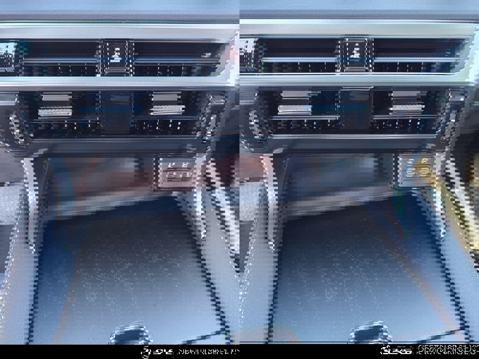 New 2026 Lexus RX 450h AWD image 20