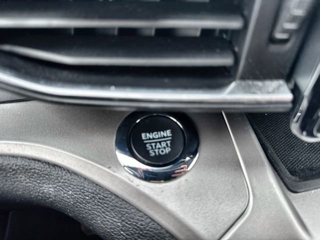 Used 2022 Ford Explorer XLT w/ Equipment Group 202A image 25