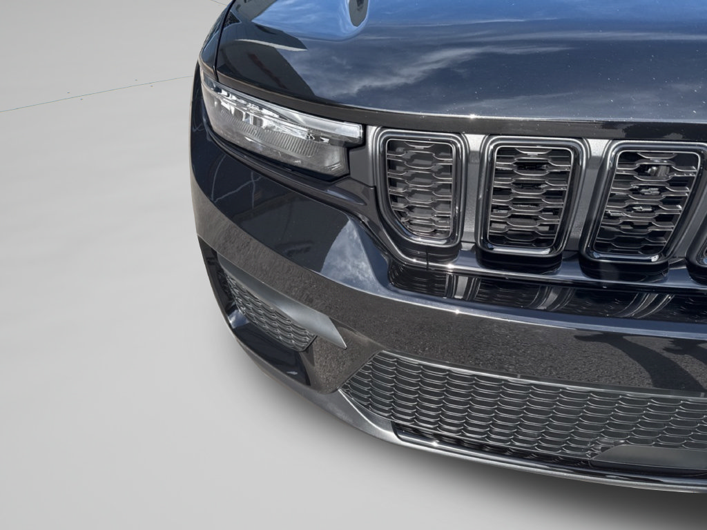 New 2025 Jeep Grand Cherokee 4WD image 43