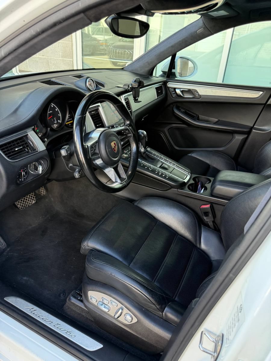 Used 2017 Porsche Macan Turbo w/ Premium Package Plus AWD/4WD image 15