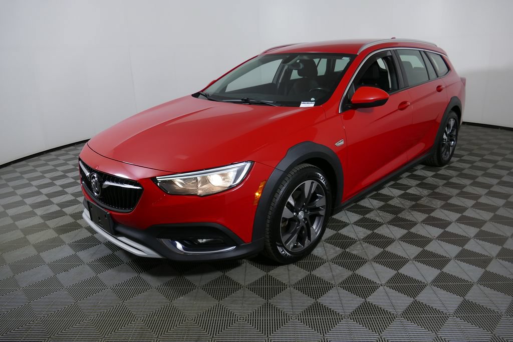 Used 2019 Buick Regal Preferred AWD/4WD image 7