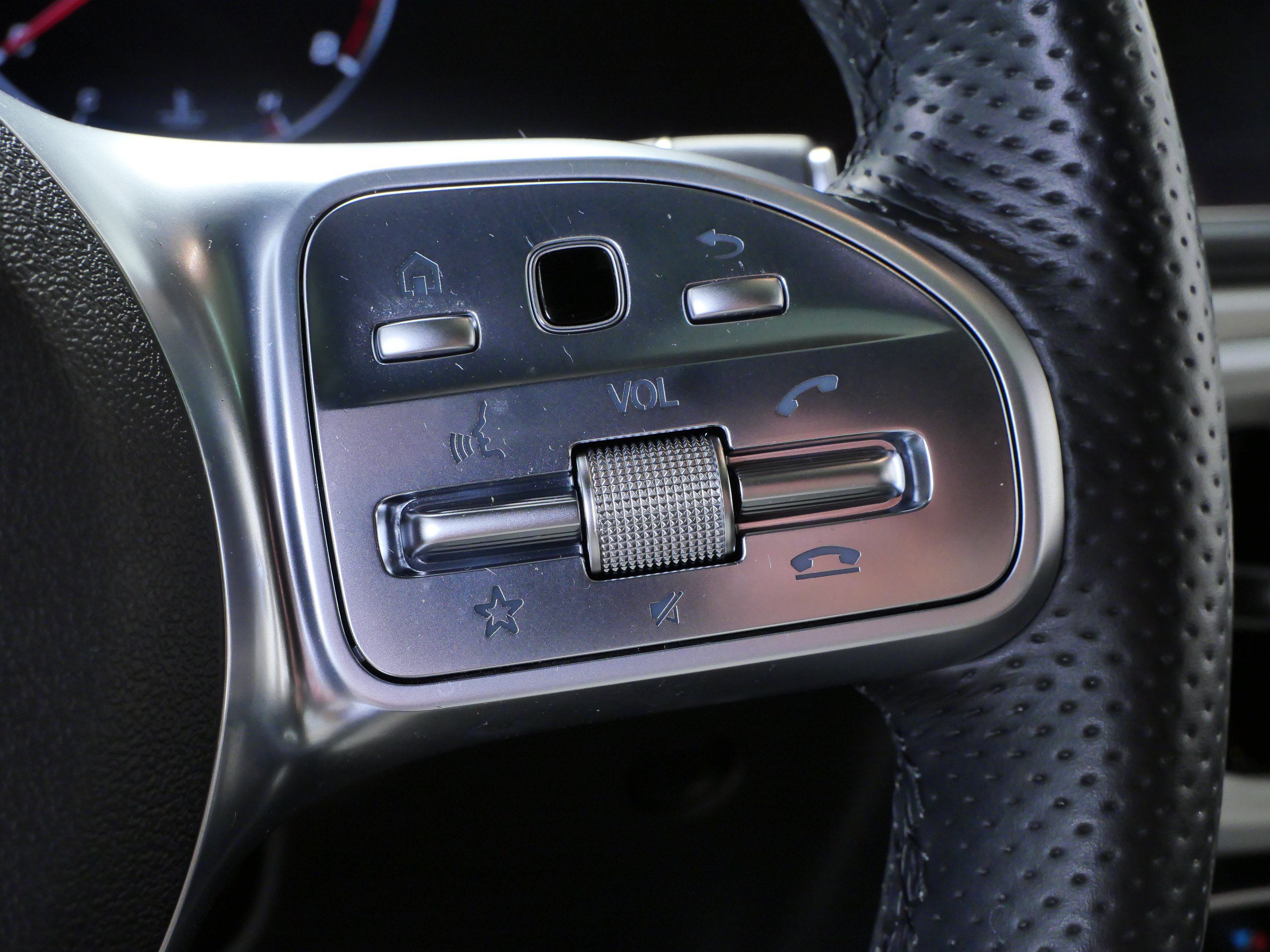 Used 2021 Mercedes-Benz G 550 image 24