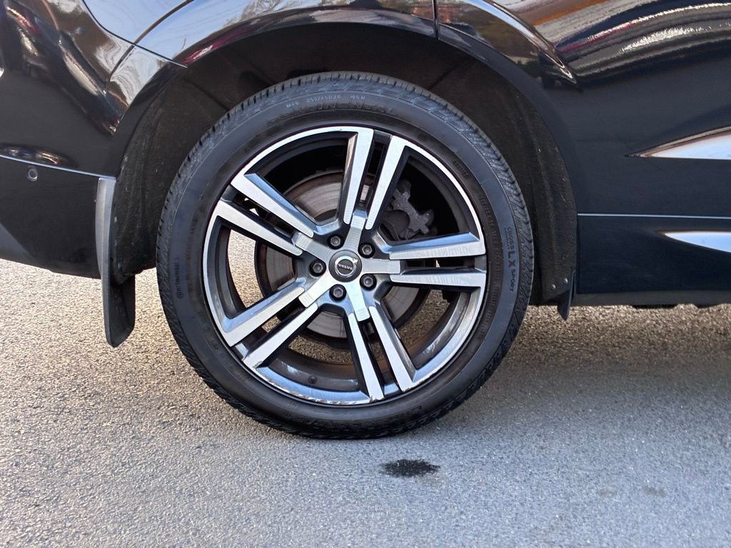 Used 2019 Volvo XC60 T6 Momentum w/ Premium Package image 51