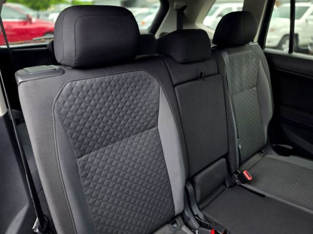 Used 2019 Volkswagen Tiguan S w/ 3rd Row Seat Package AWD/4WD image 36