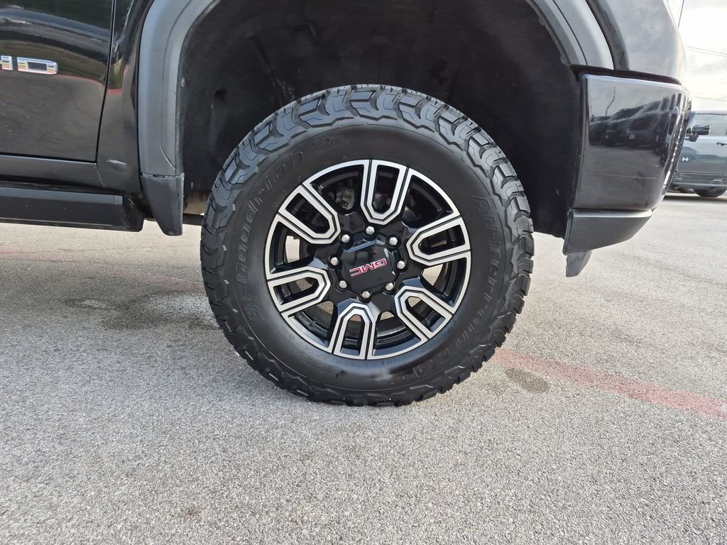 Used 2022 GMC Sierra 2500 AT4 w/ AT4 Premium Plus Package AWD/4WD image 15