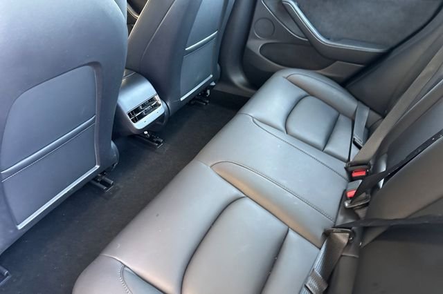 Used 2022 Tesla Model 3 Long Range AWD/4WD image 14