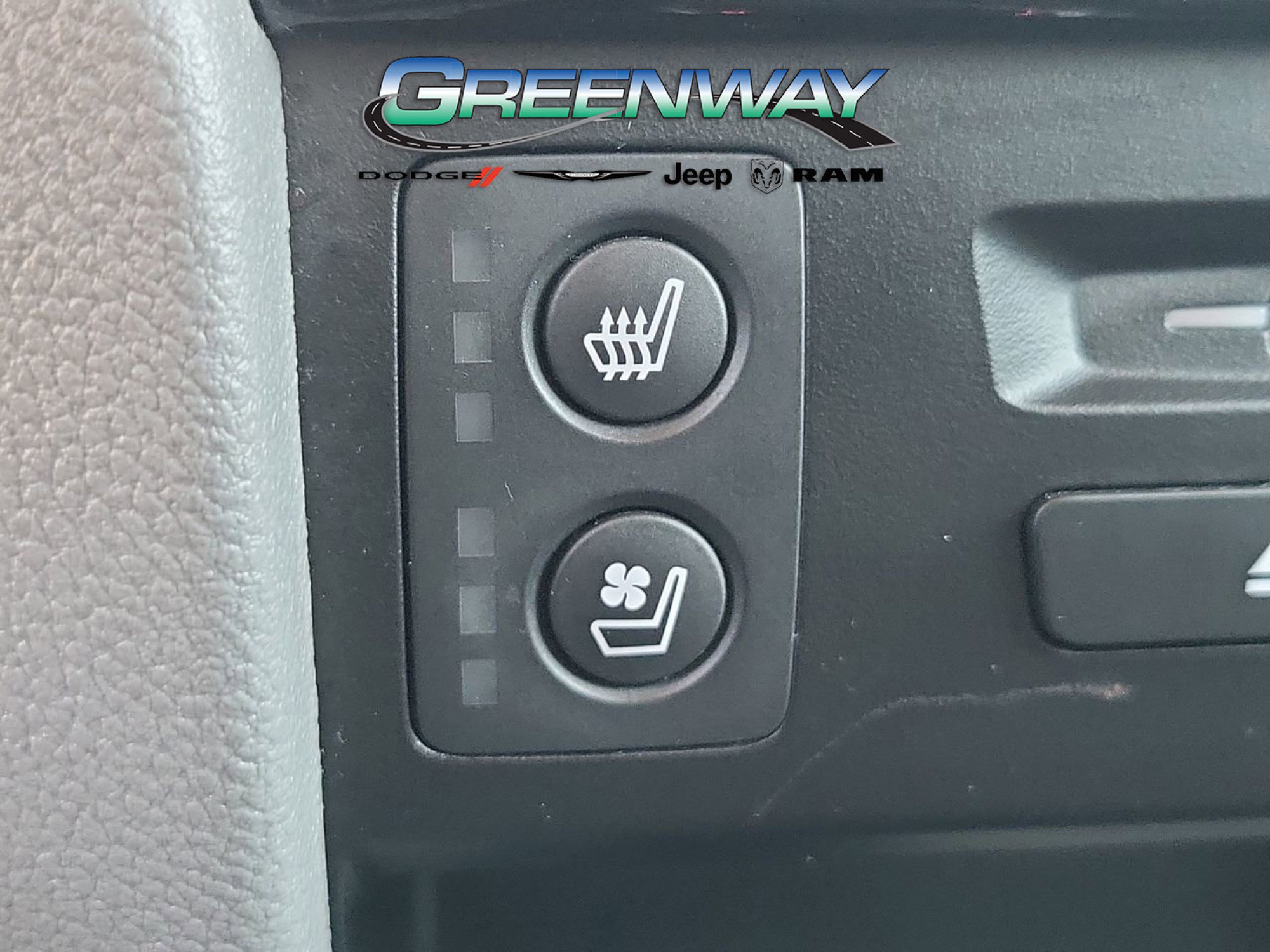 Used 2021 Honda Pilot Elite image 25