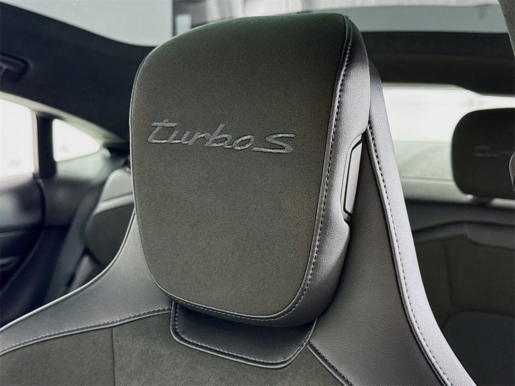 Certified 2022 Porsche Taycan Turbo S image 15