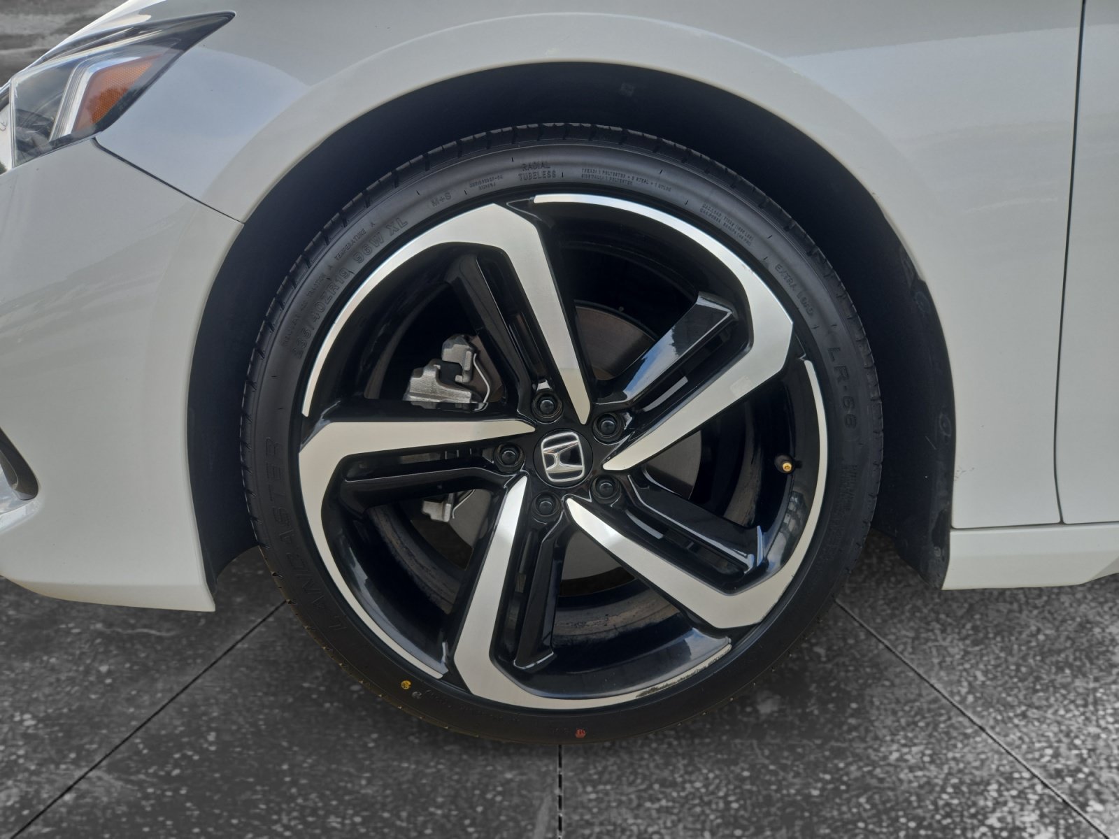 Used 2022 Honda Accord Sport image 9