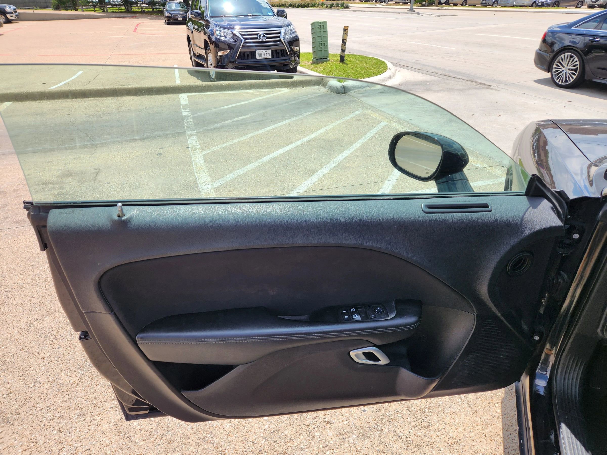 Used 2018 Dodge Challenger R/T image 7