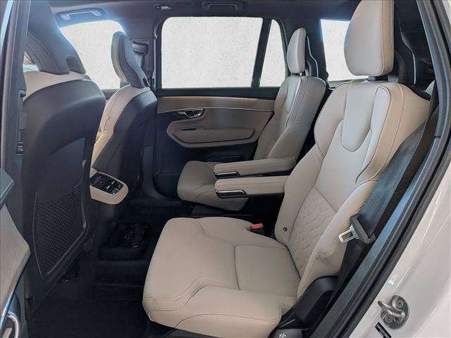 New 2026 Volvo XC90 B5 Plus w/ Protection Package AWD/4WD image 17