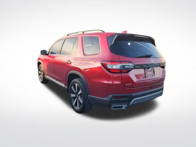 Used 2023 Honda Pilot Touring image 7