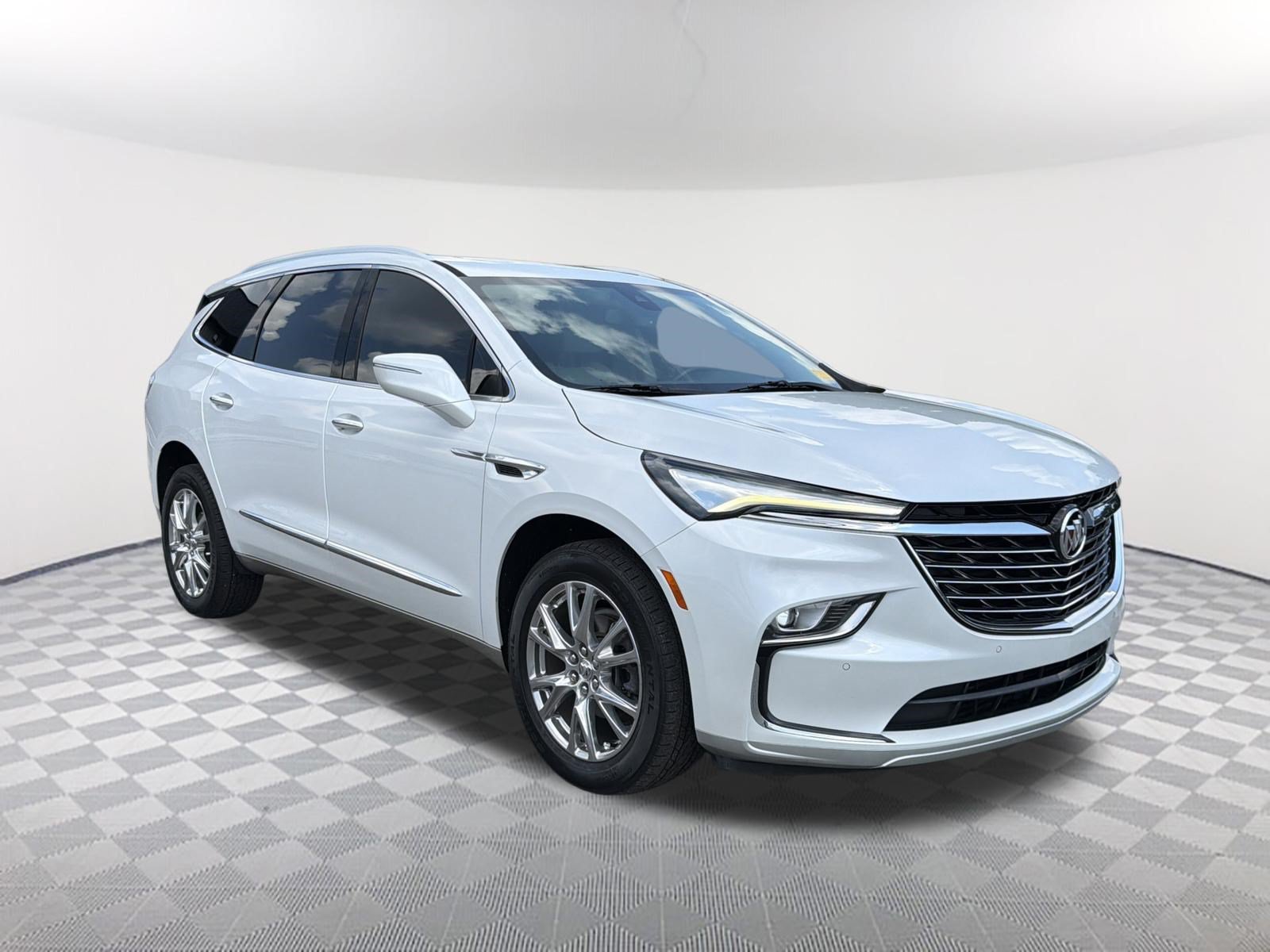 Certified 2023 Buick Enclave Essence w/ Experience Buick Package FWD image 8