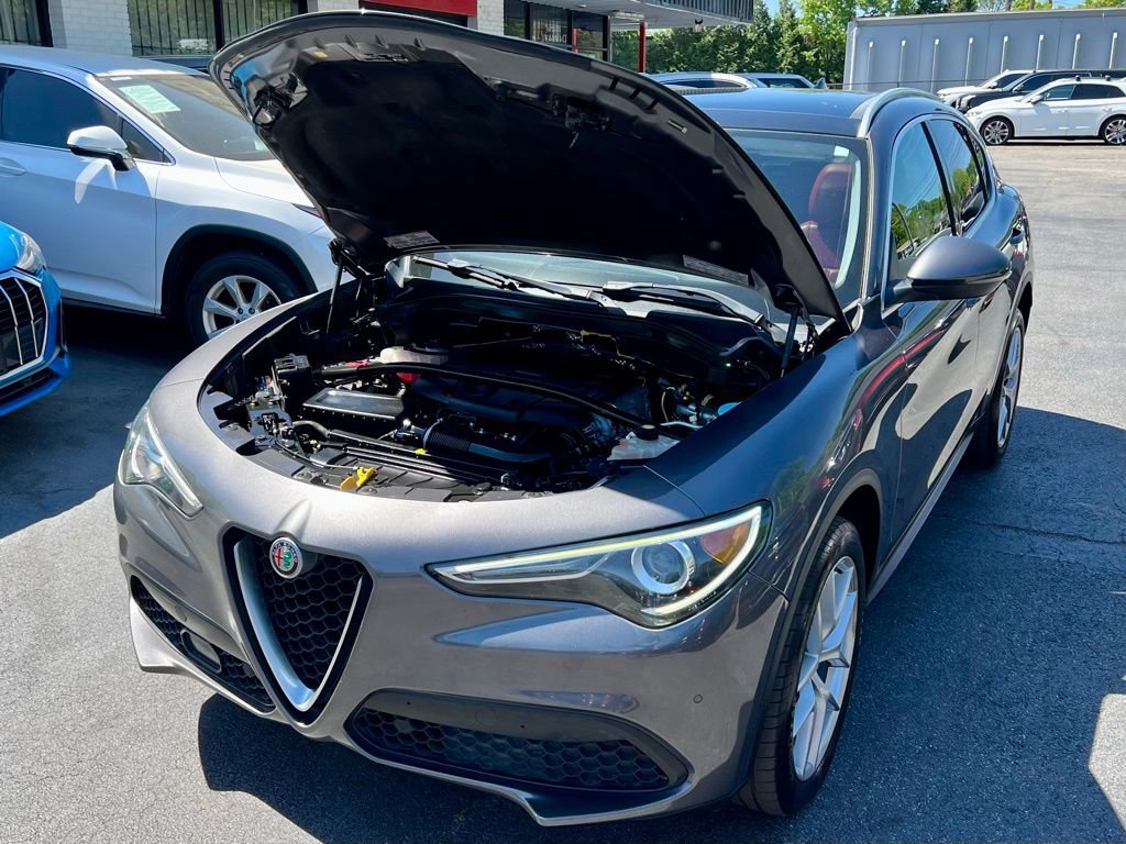 Used 2018 Alfa Romeo Stelvio Ti AWD/4WD image 7