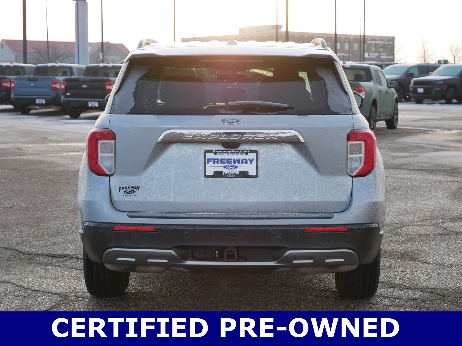 Certified 2020 Ford Explorer XLT w/ Equipment Group 202A image 4