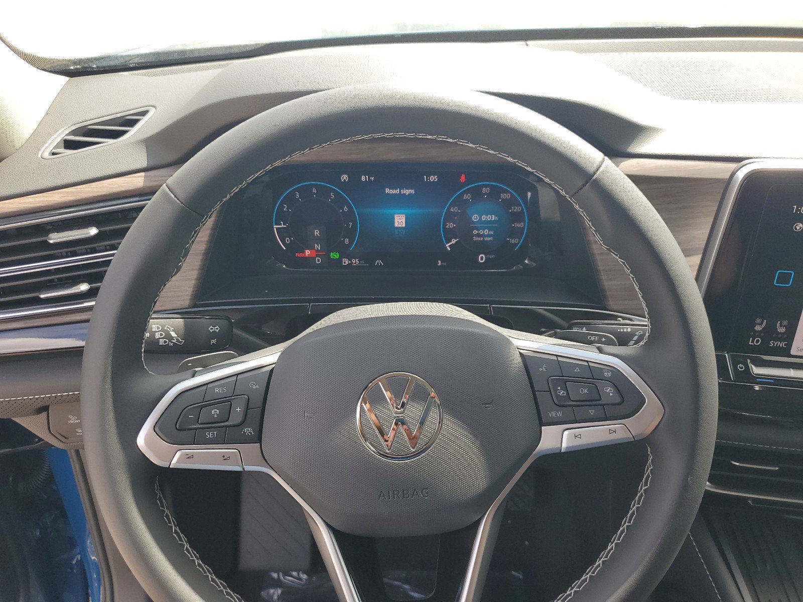 New 2025 Volkswagen Atlas SEL image 29