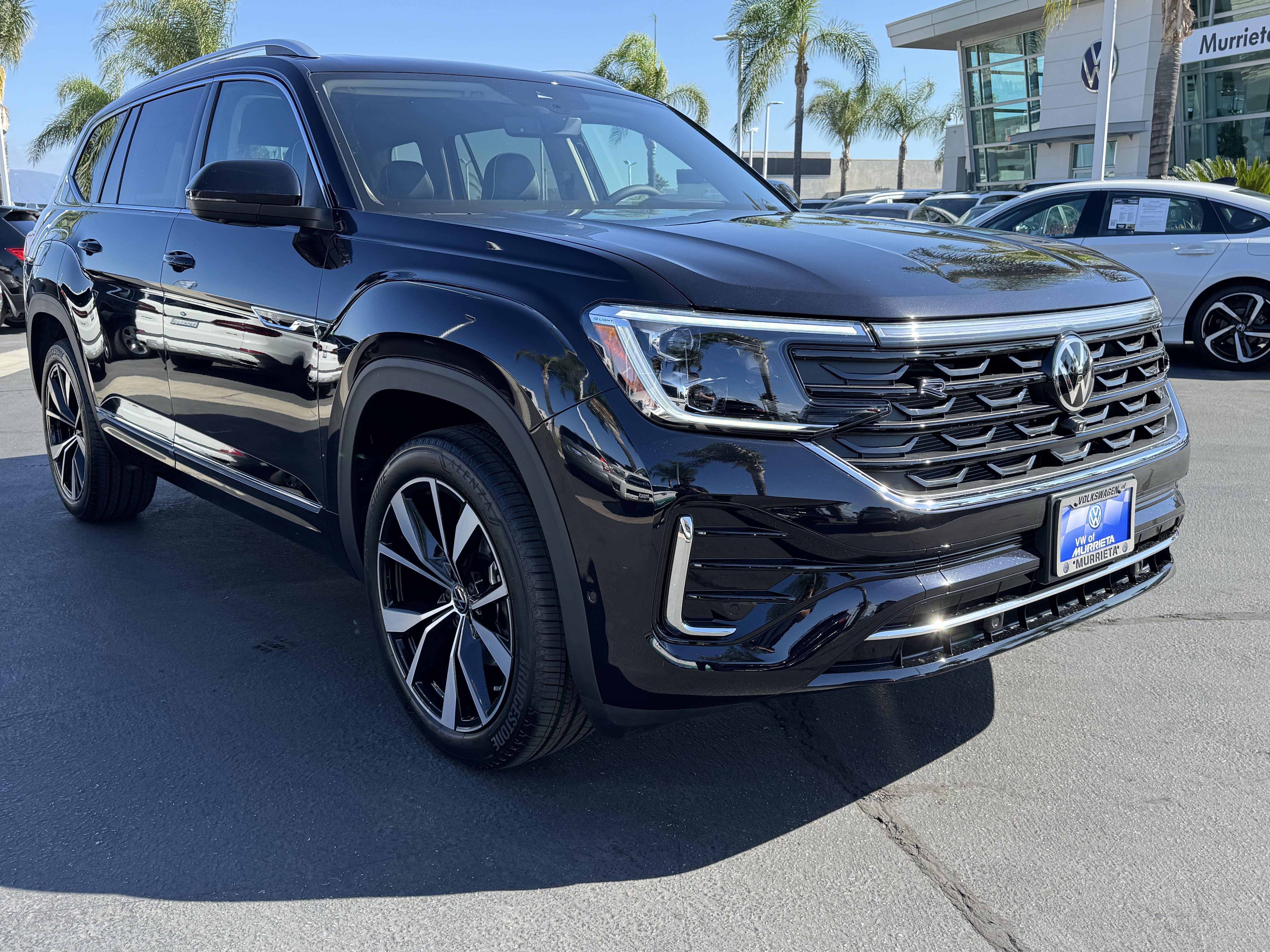 New 2026 Volkswagen Atlas SEL Premium R-Line image 2