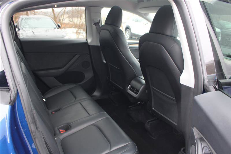 Used 2024 Tesla Model Y Long Range image 14