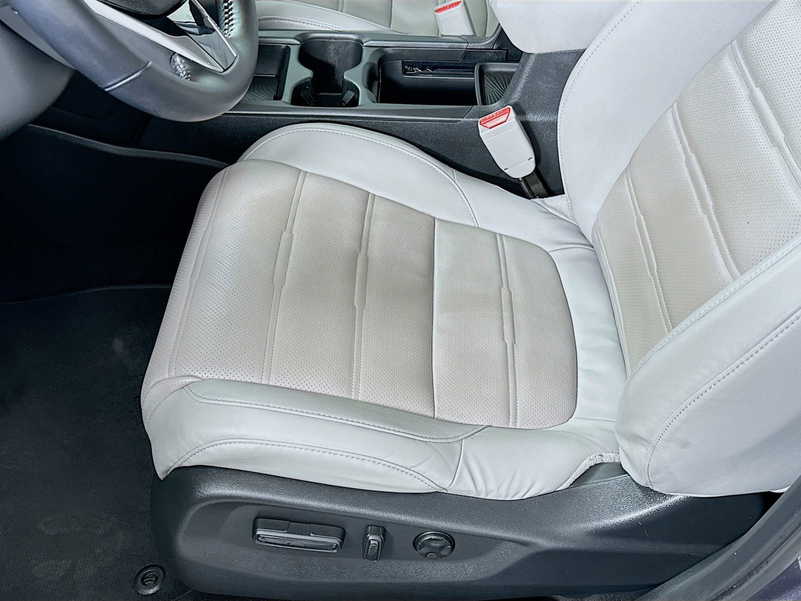 Used 2017 Honda CR-V EX-L image 10