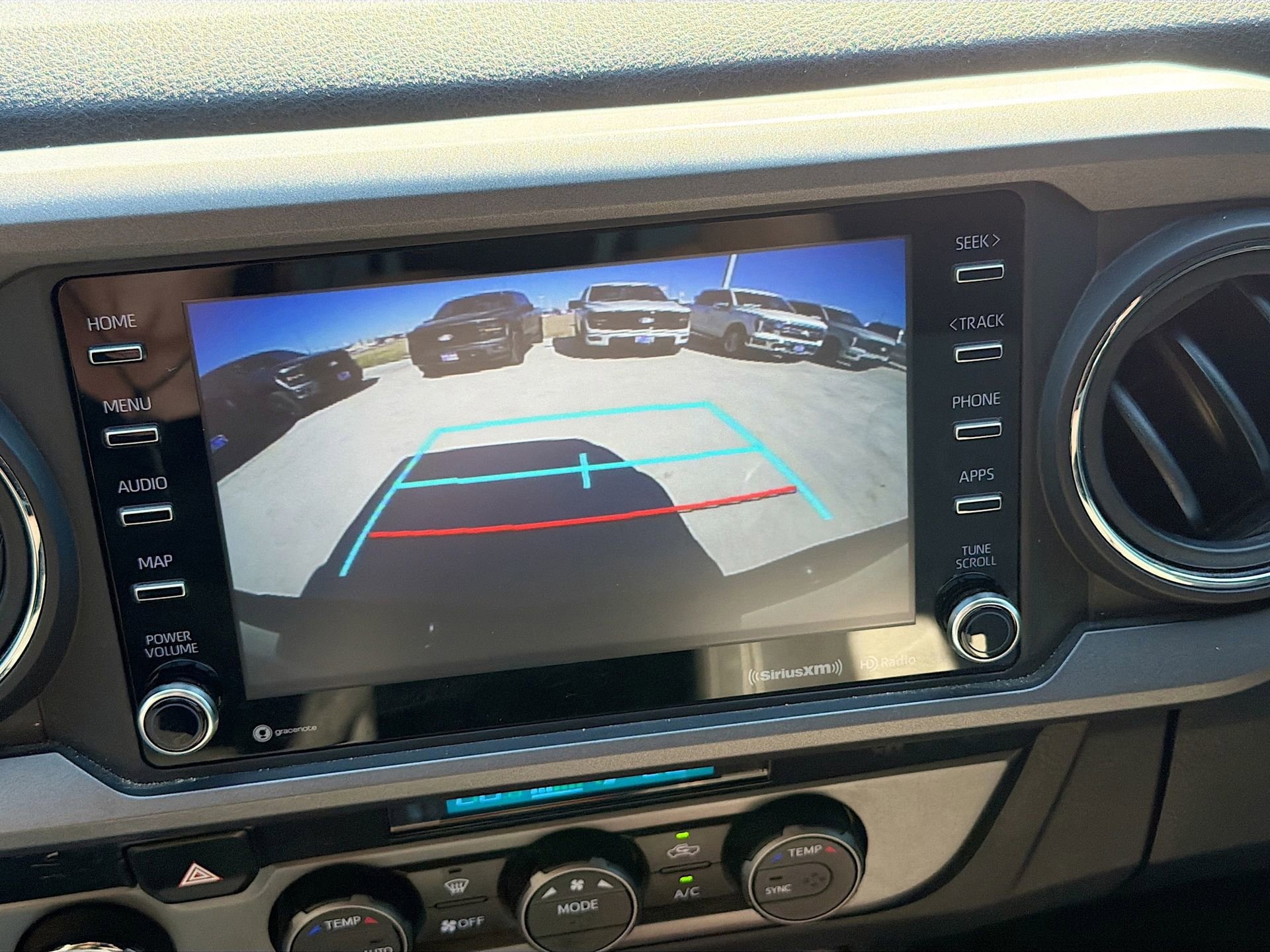 Used 2023 Toyota Tacoma TRD Off-Road w/ Technology Package image 15