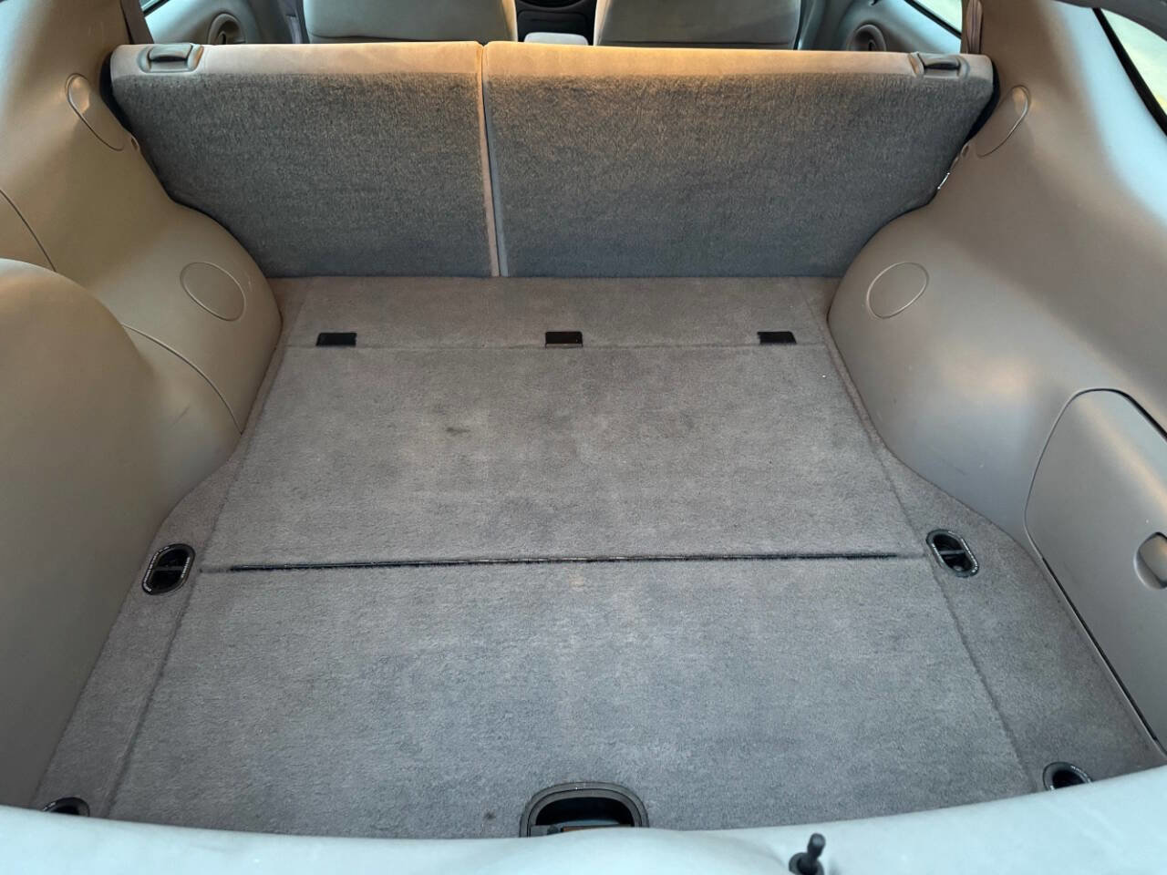 Used 1997 Ford Taurus GL image 40