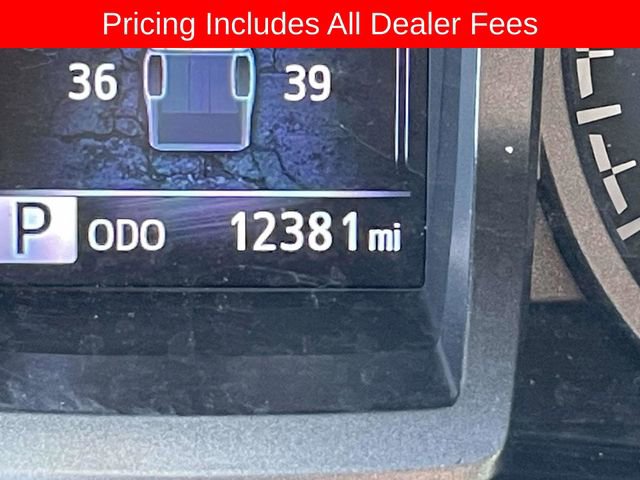 Used 2023 Toyota Tacoma TRD Off-Road w/ Technology Package AWD/4WD image 24