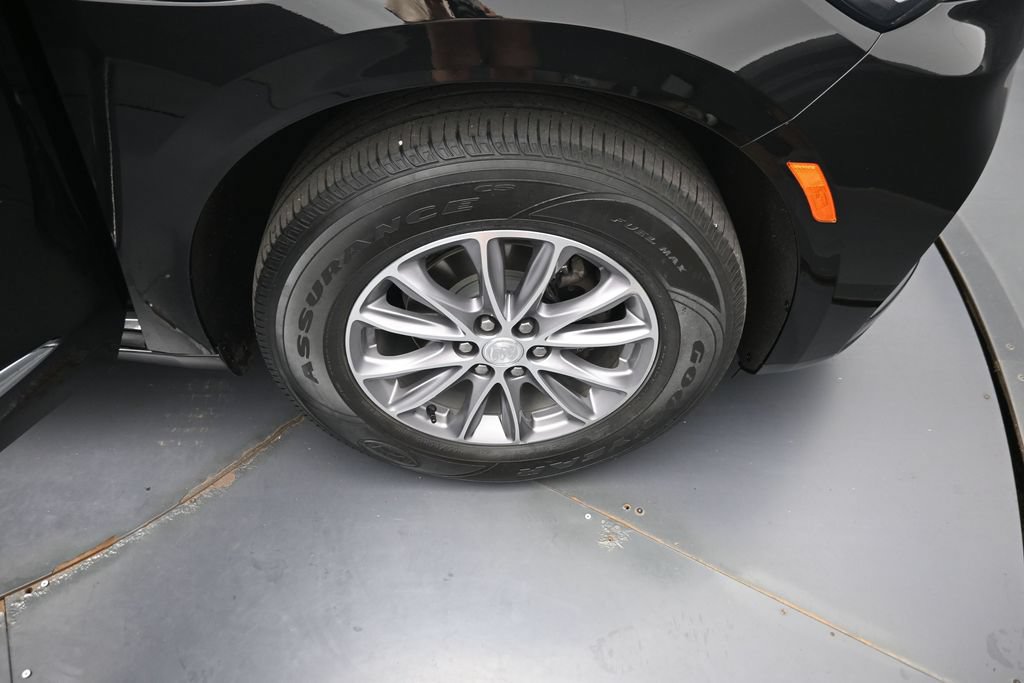 Used 2022 Buick Enclave Essence w/ LPO, Floor Liner Package AWD/4WD image 33