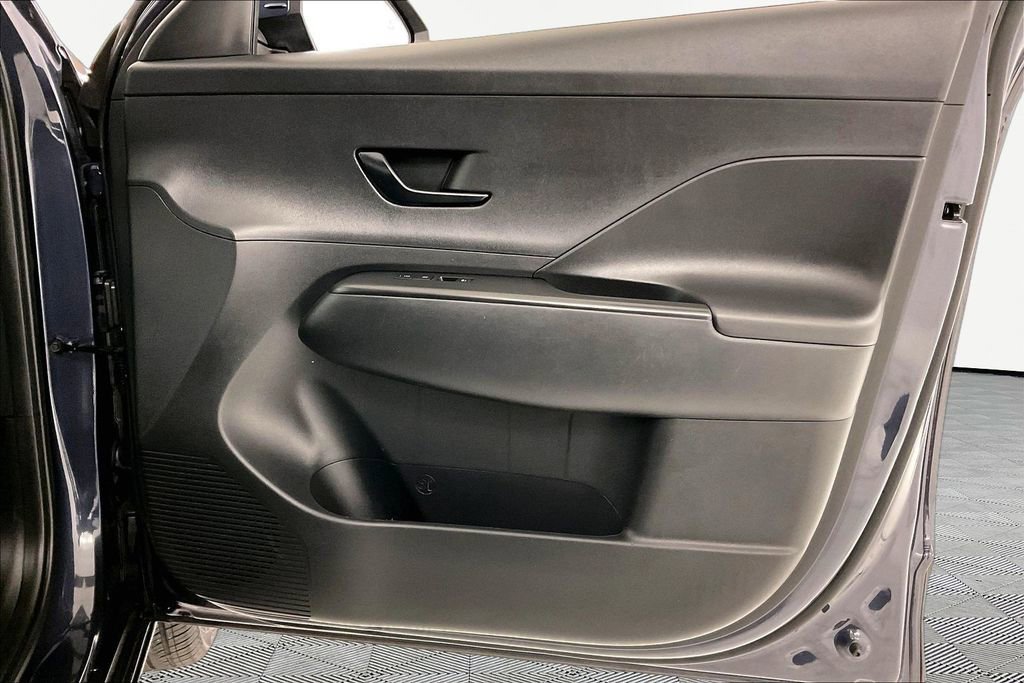 Used 2024 Hyundai Kona SEL image 23