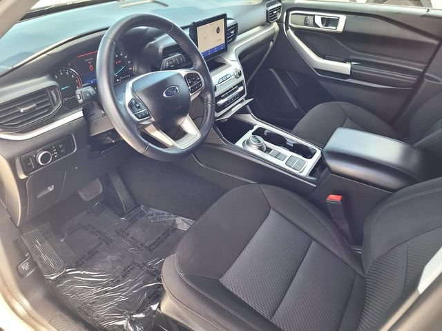 Certified 2024 Ford Explorer XLT RWD image 10