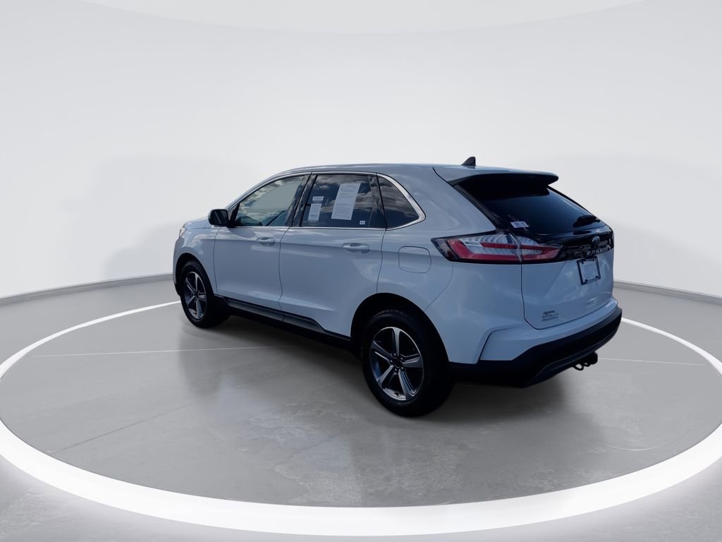 Used 2024 Ford Edge SEL w/ Convenience Package image 6