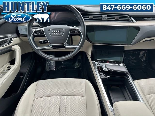Used 2024 Audi Q8 e-tron Premium Plus w/ Premium Plus Package AWD/4WD image 19