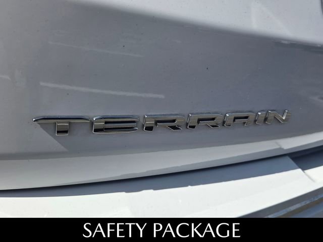 Used 2024 GMC Terrain Denali image 12