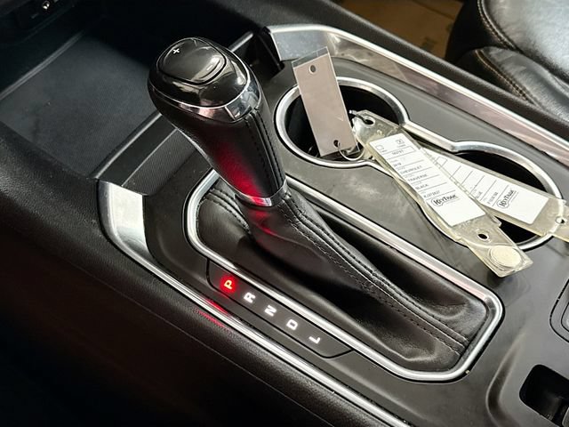 Used 2019 Chevrolet Traverse RS FWD image 18