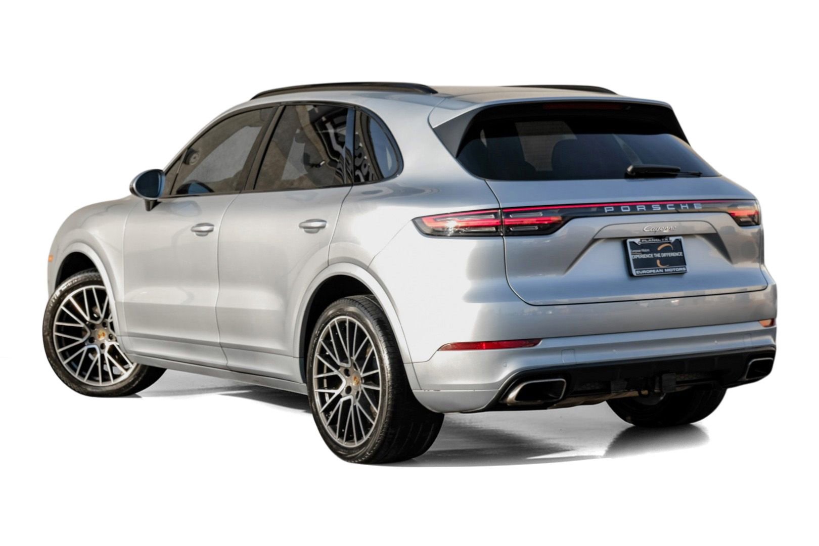 Used 2020 Porsche Cayenne image 9