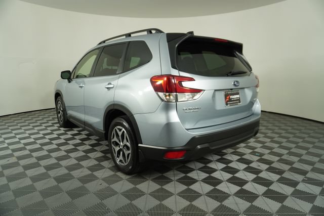Certified 2024 Subaru Forester Premium AWD/4WD image 5